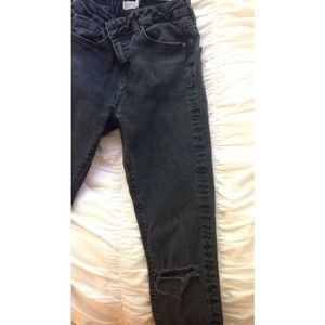 High Waisted Distressed Jeans